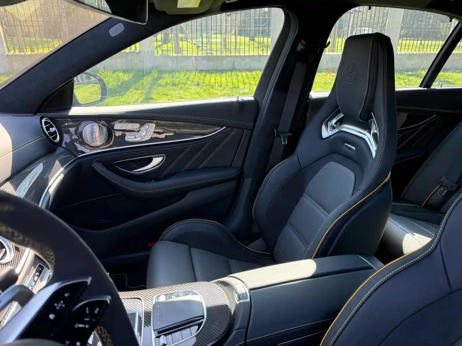 Mercedes-Benz E 63 AMG