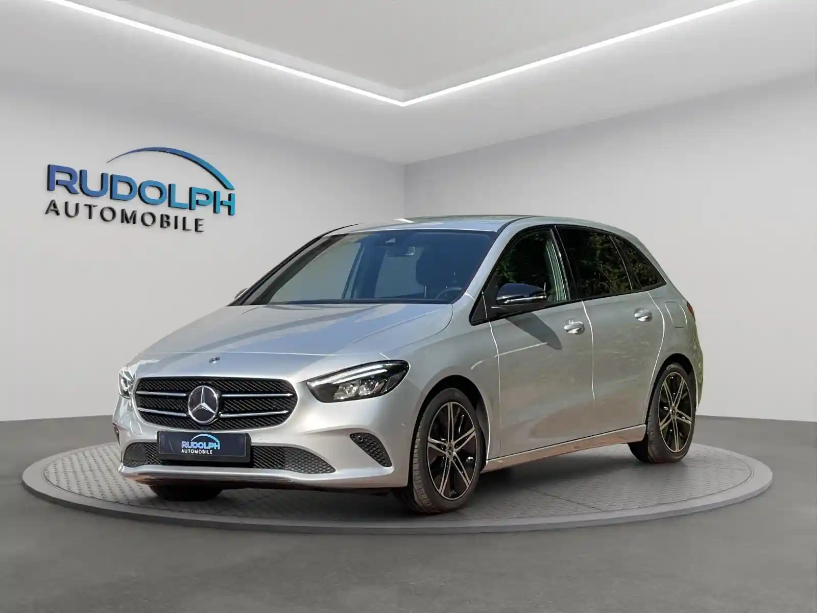 Mercedes-Benz B 200