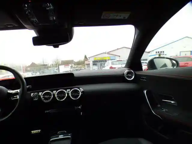 Mercedes-Benz CLA 200 Shooting Brake