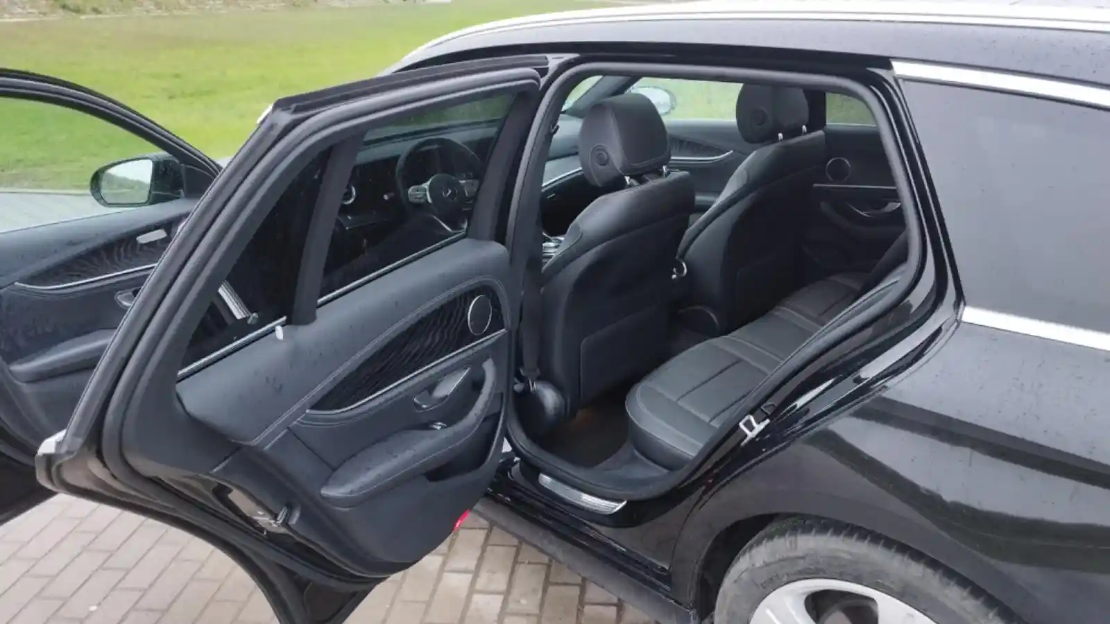 Mercedes-Benz E 400