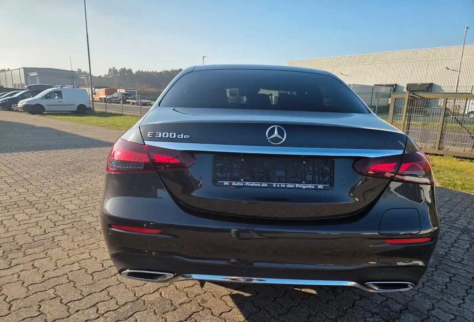 Mercedes-Benz E 300