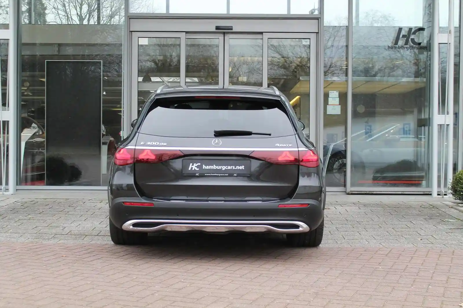 Mercedes-Benz E 300