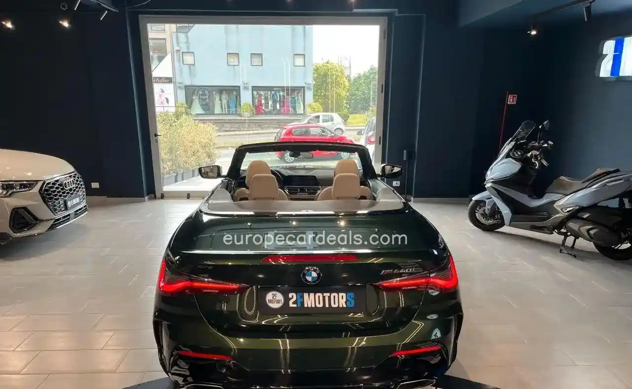 BMW M140i