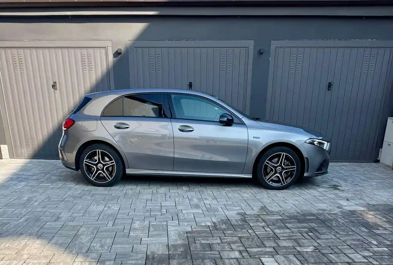 Mercedes-Benz A 250
