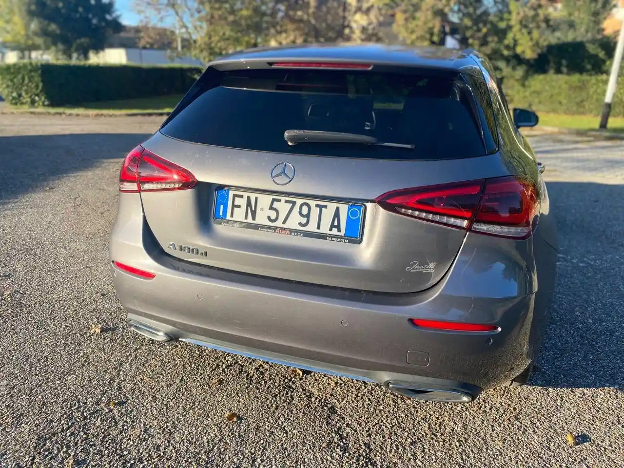 Mercedes-Benz A 180