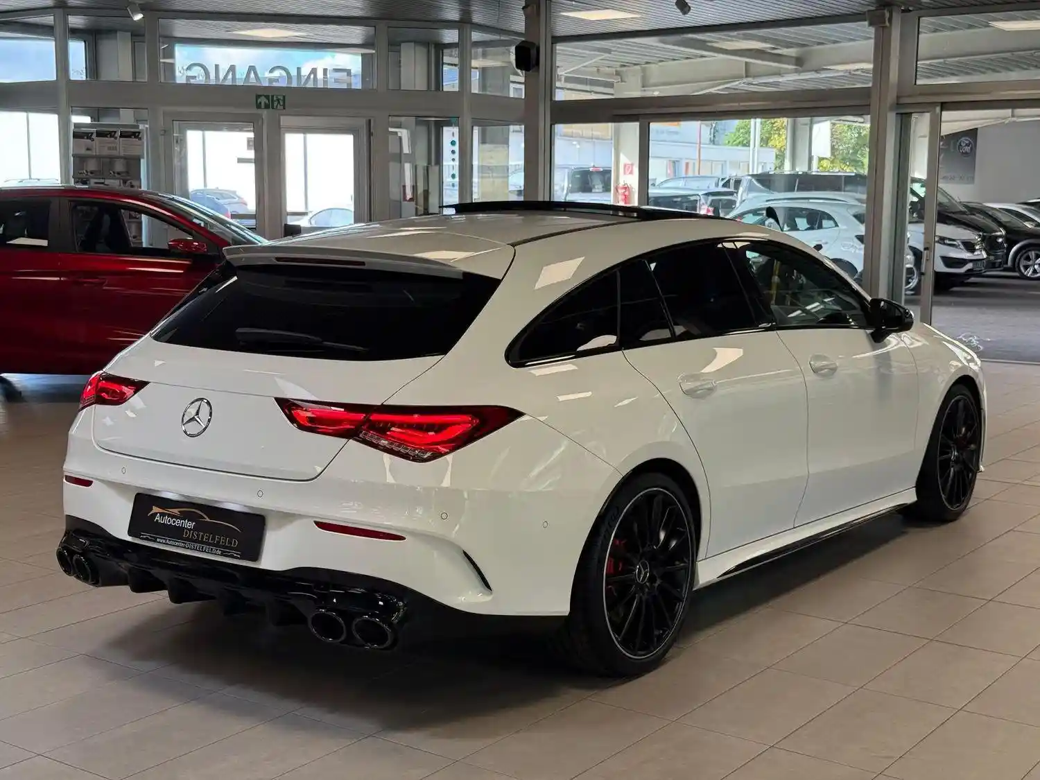 Mercedes-Benz CLA 35 AMG Shooting Brake