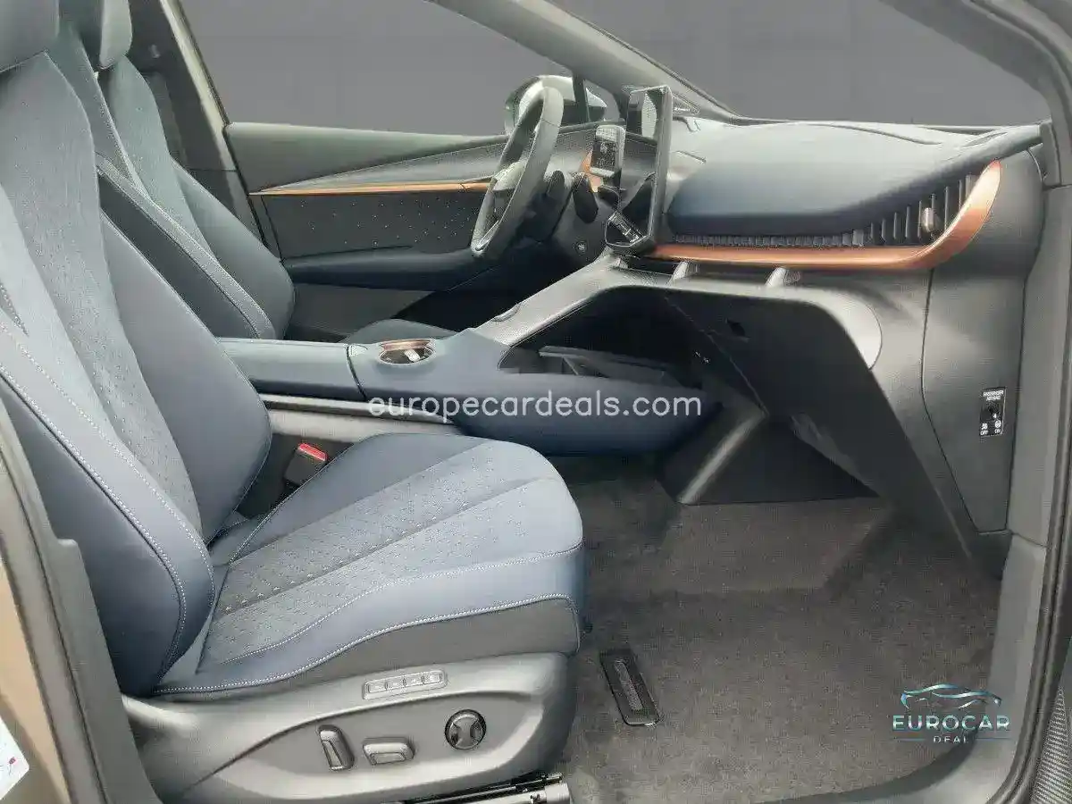 Cupra Tavascan