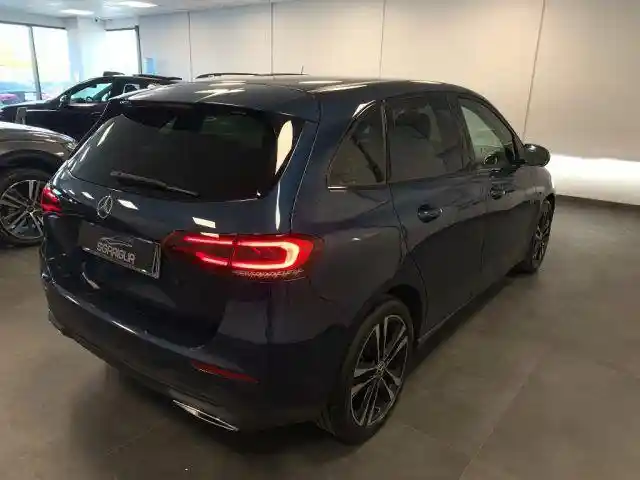 Mercedes-Benz B 160