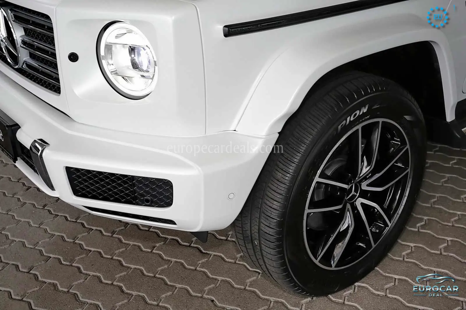 Mercedes-Benz G 500