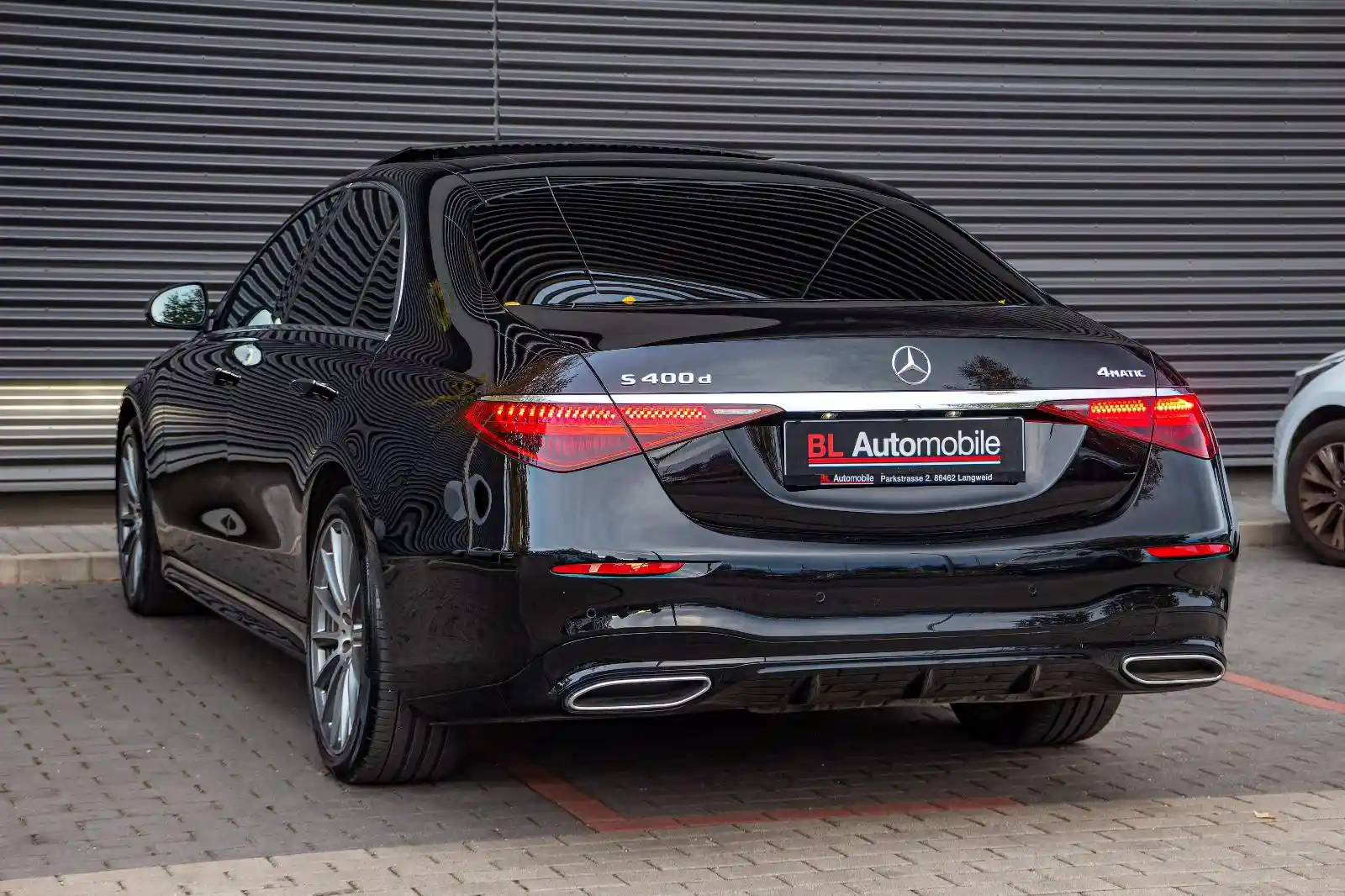 Mercedes-Benz S 400