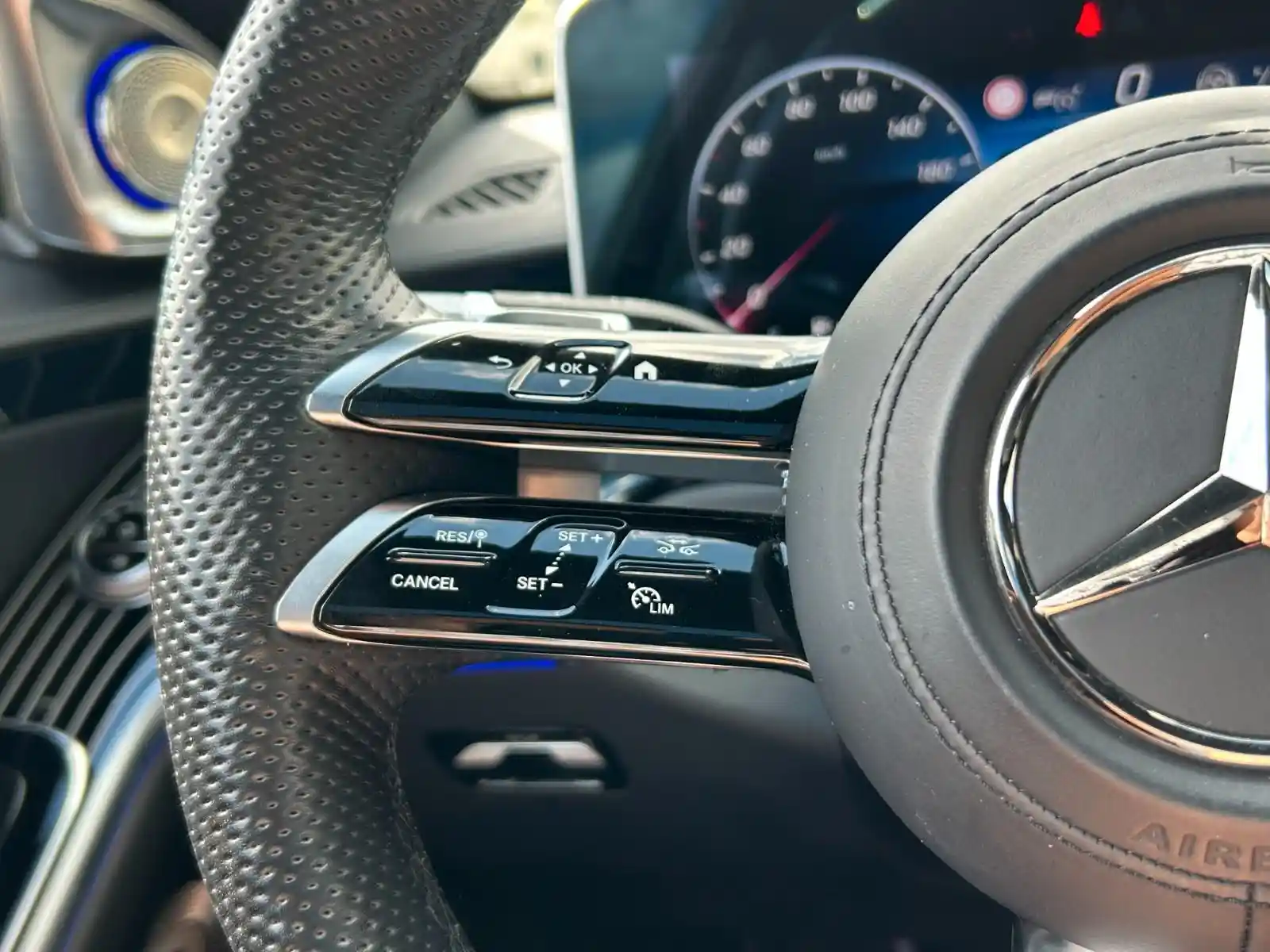 Mercedes-Benz S 400