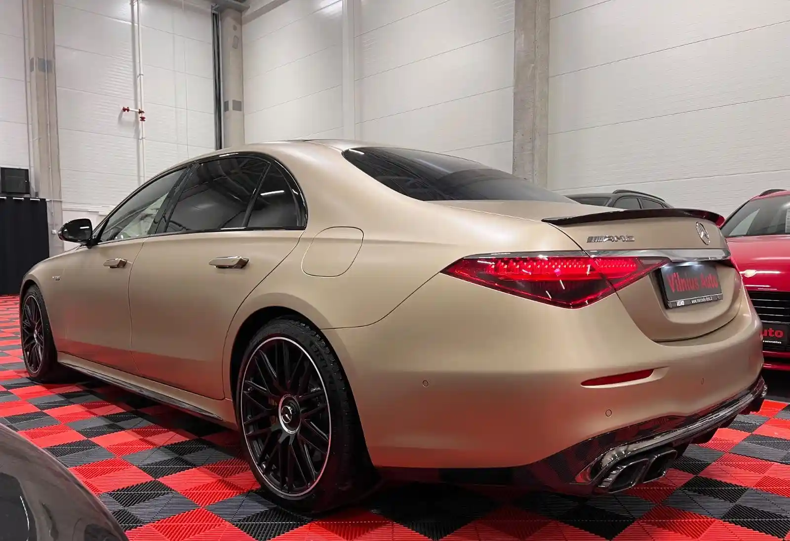 Mercedes-Benz S 63 AMG