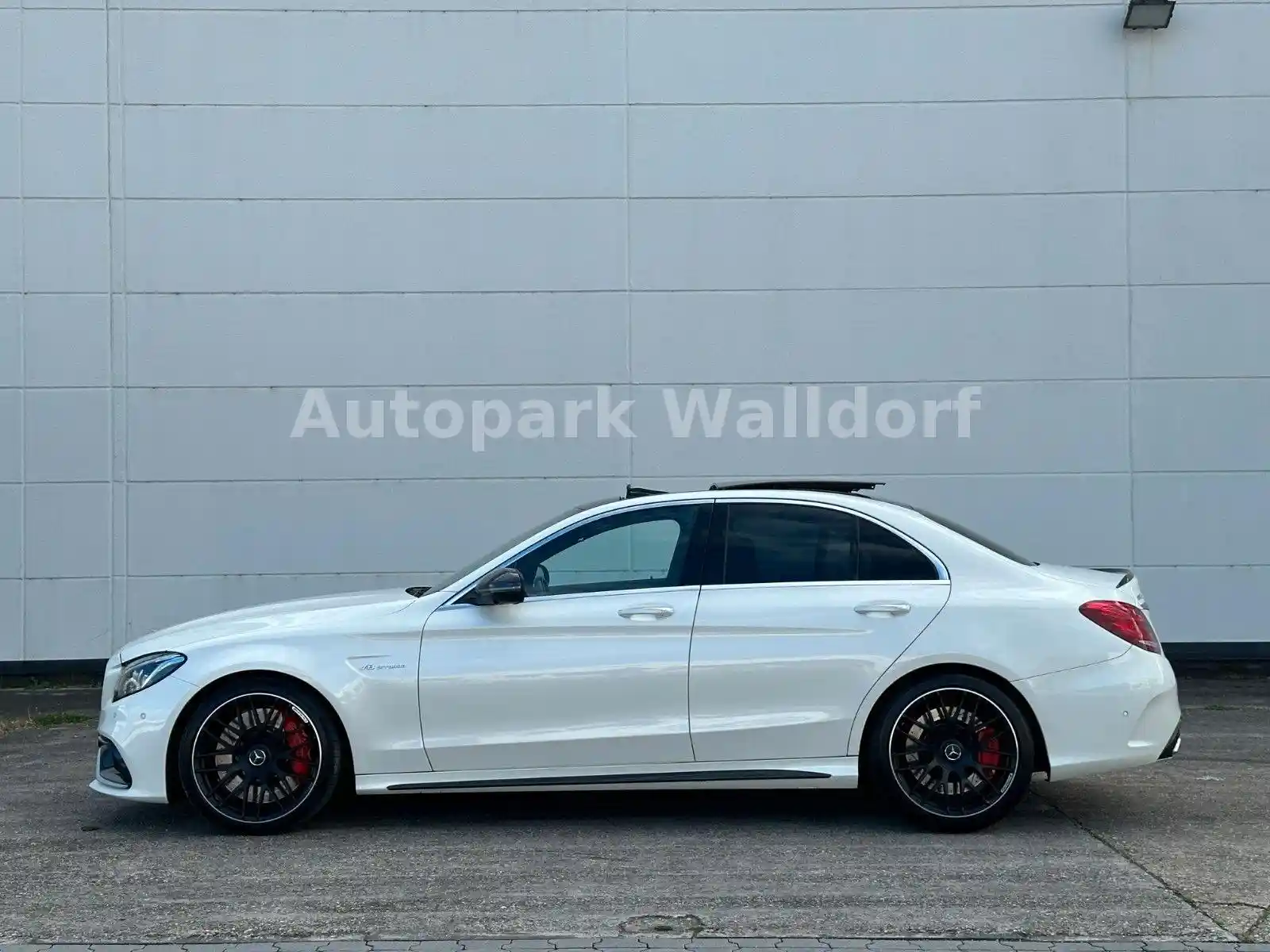 Mercedes-Benz C 63 AMG