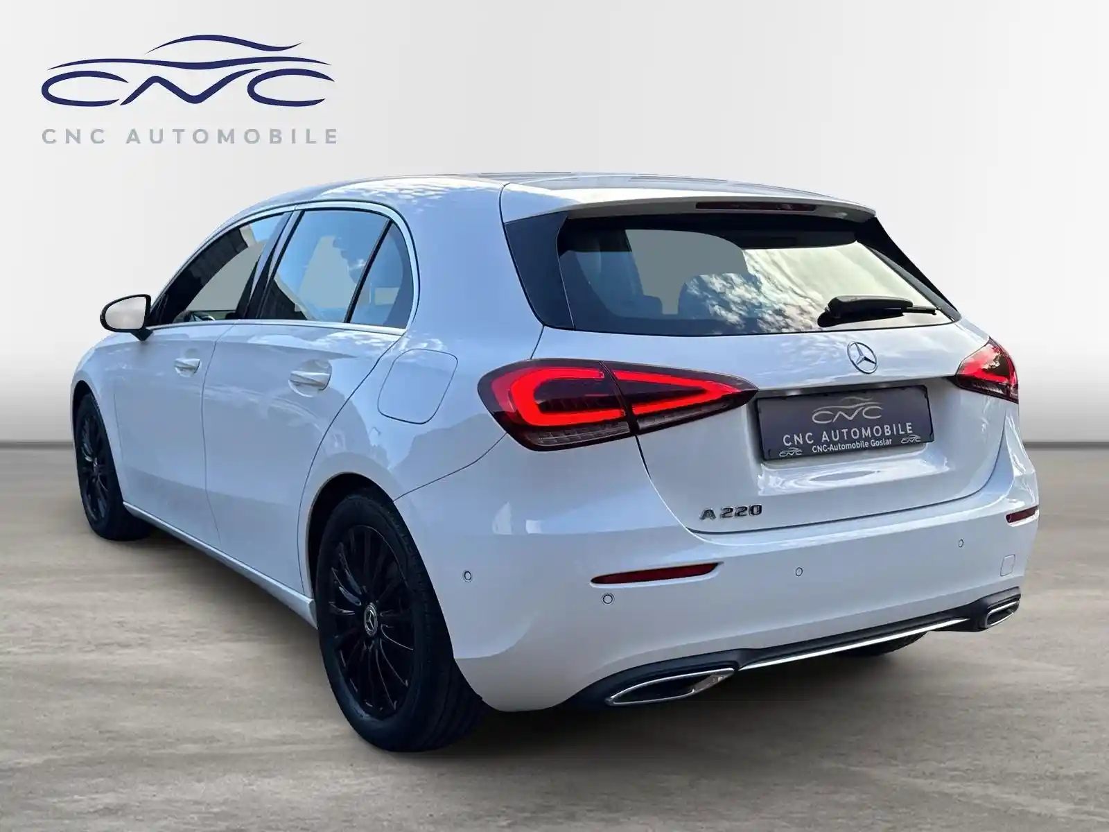 Mercedes-Benz A 220