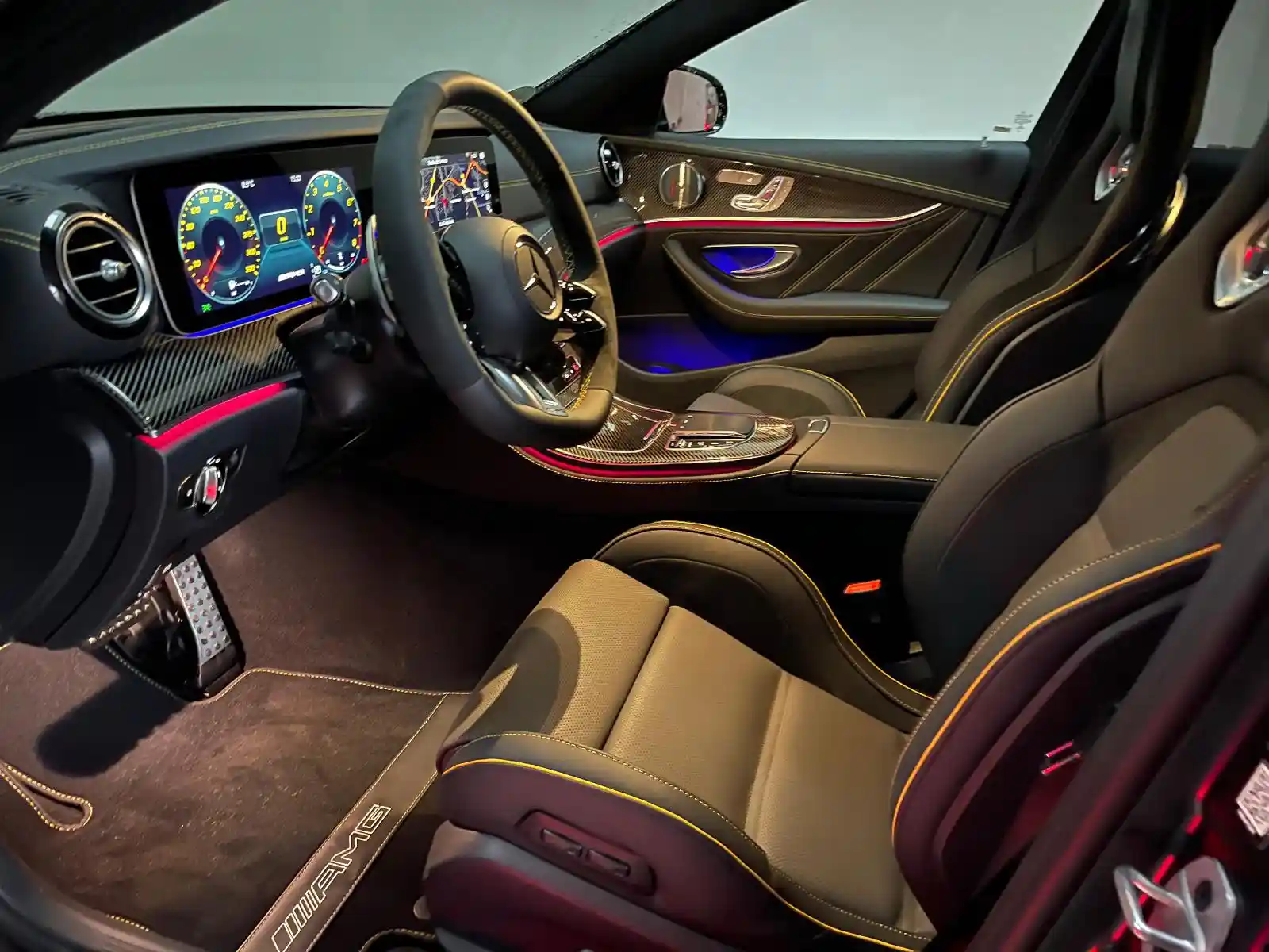 Mercedes-Benz E 63 AMG