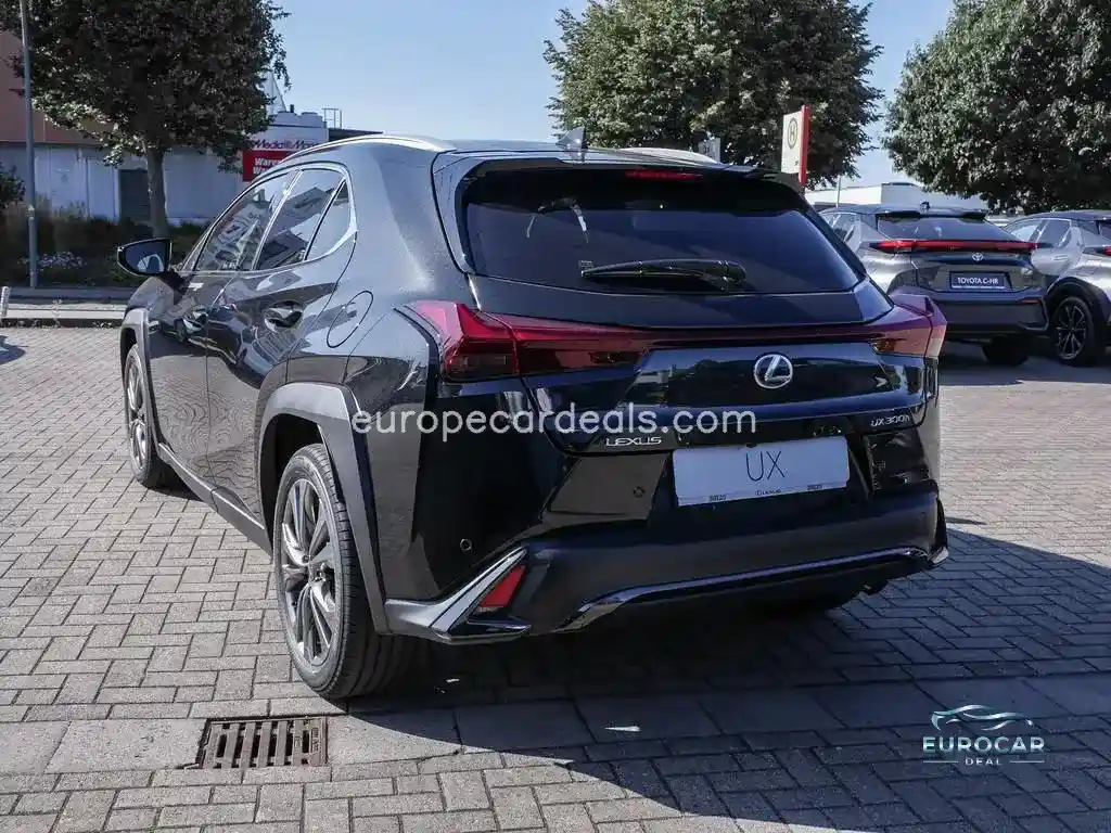Lexus UX