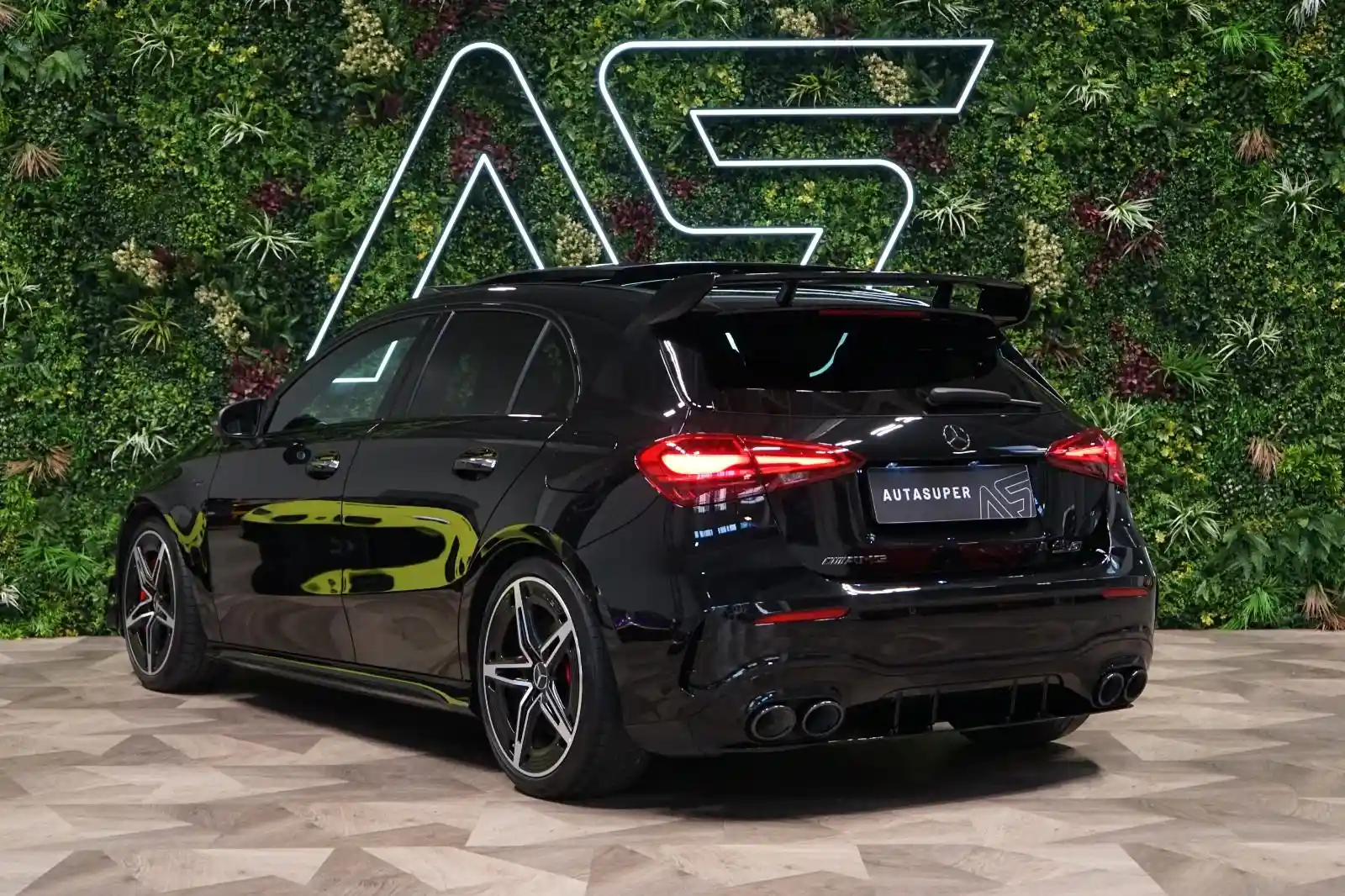 Mercedes-Benz A 45 AMG