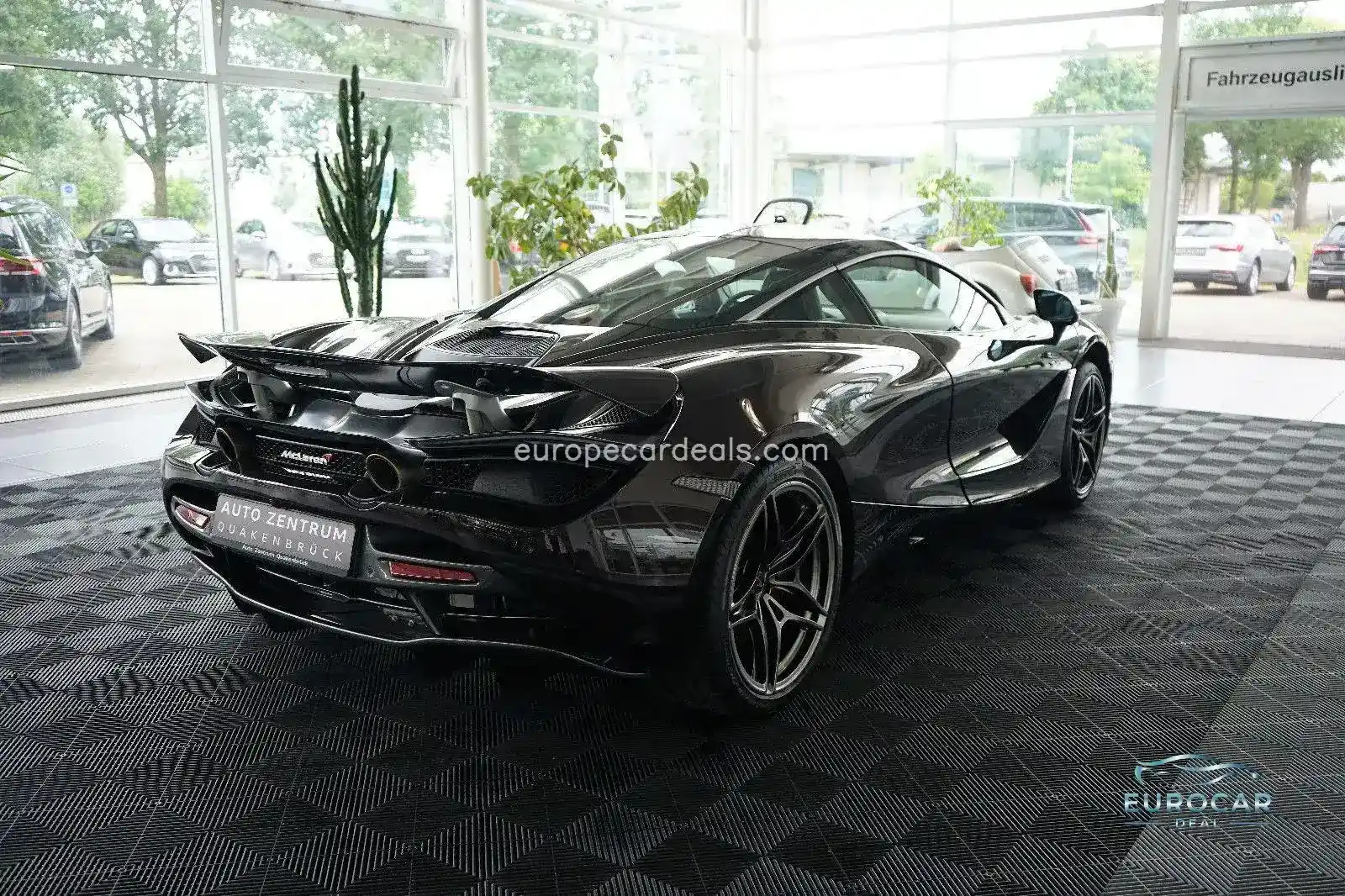 McLaren 720S
