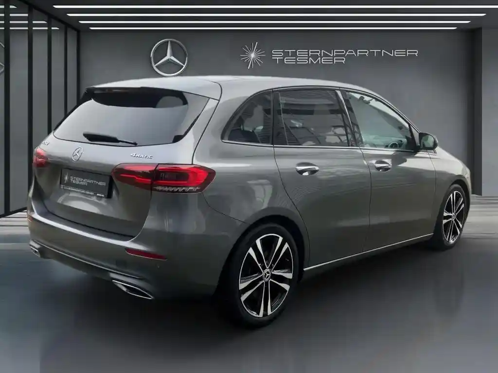 Mercedes-Benz B 250