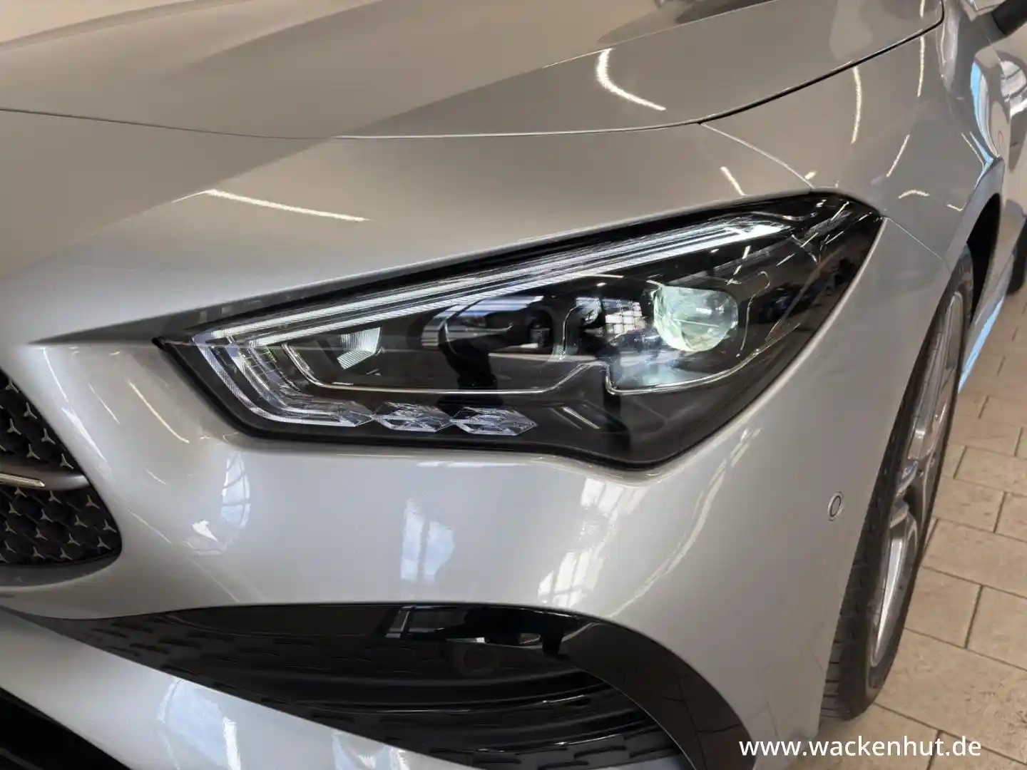 Mercedes-Benz CLA 200
