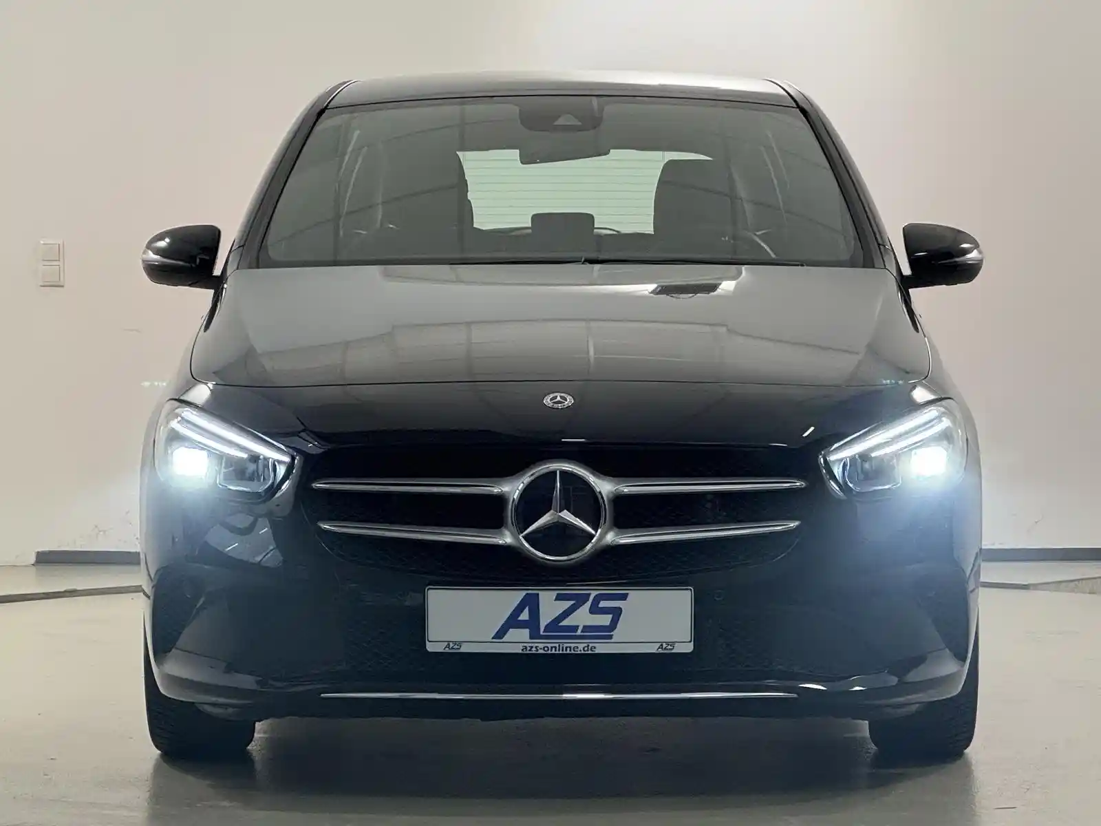 Mercedes-Benz B 200