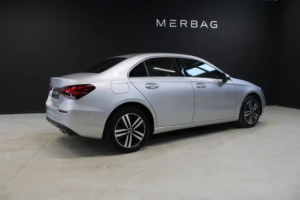 Mercedes-Benz A 250