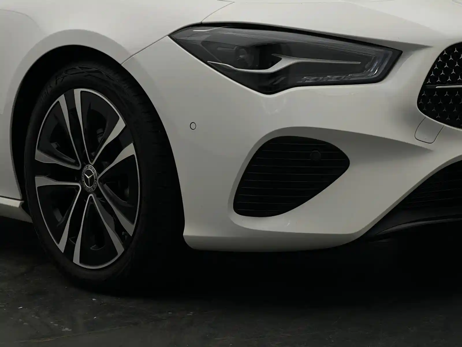 Mercedes-Benz CLA 200 Shooting Brake