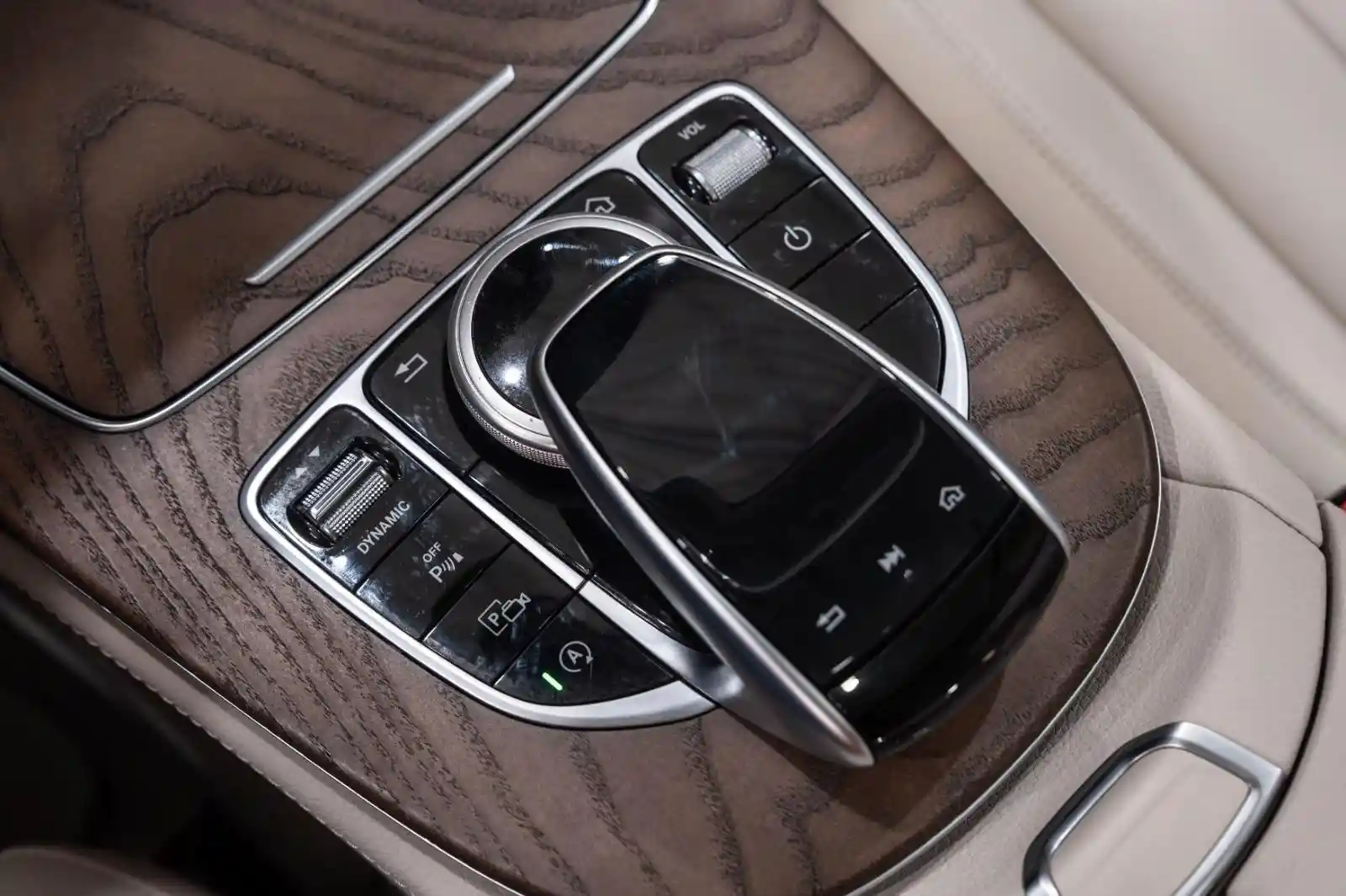 Mercedes-Benz E 400