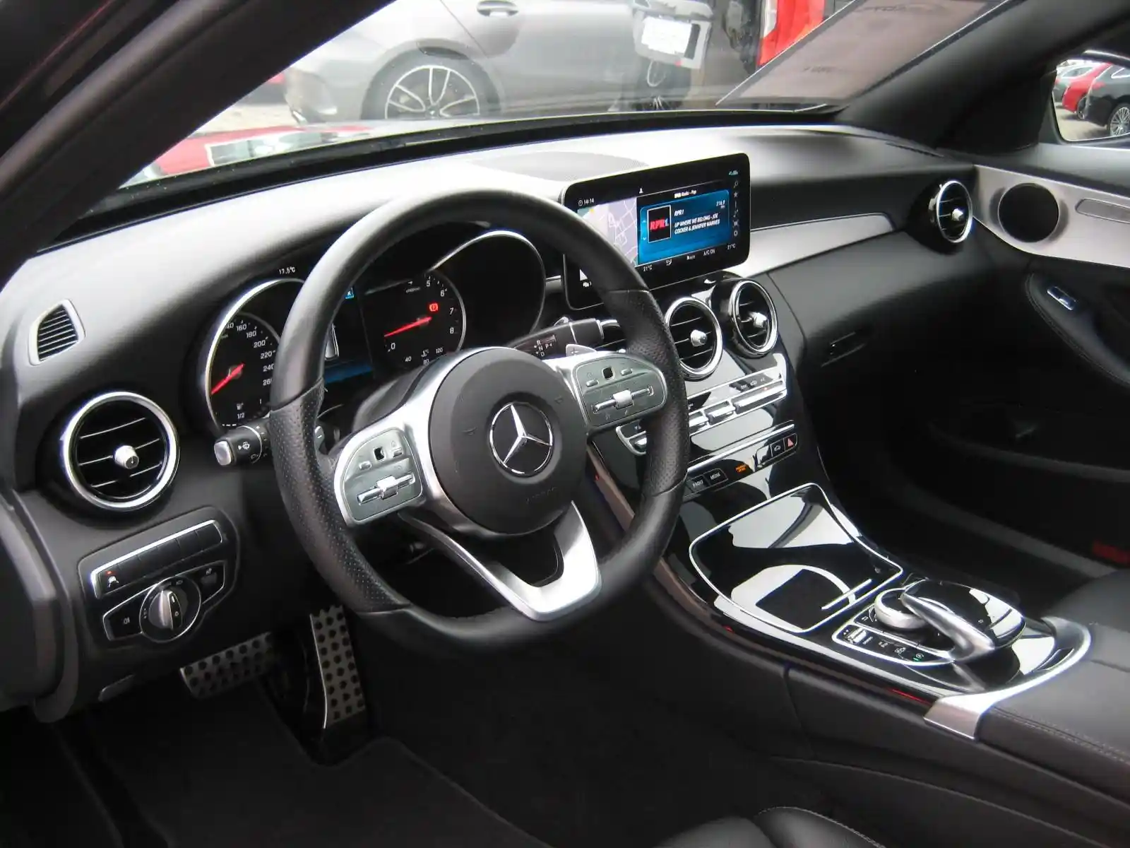 Mercedes-Benz C 180