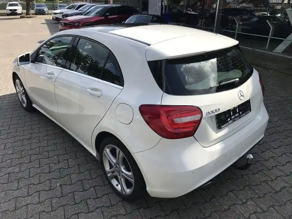 Mercedes-Benz A 180