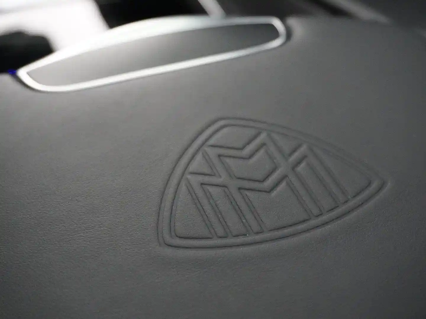 Mercedes-Benz S 600