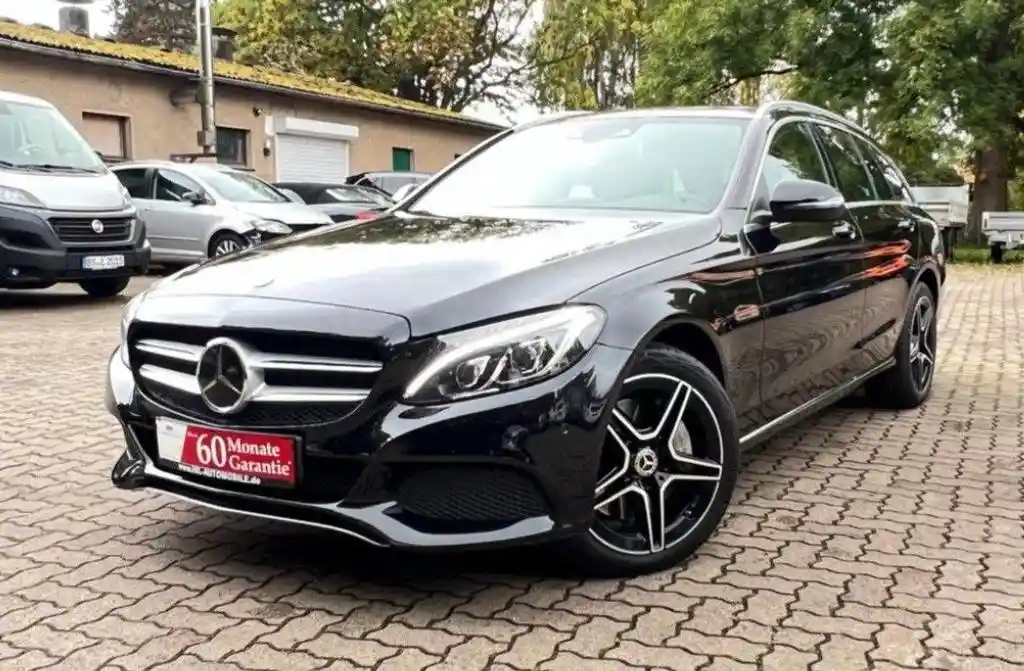 Mercedes-Benz C 400