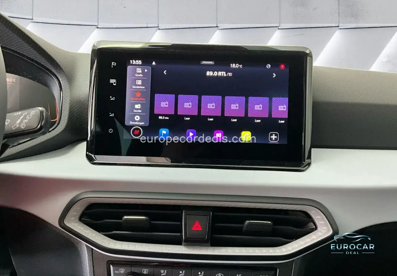 Seat Arona