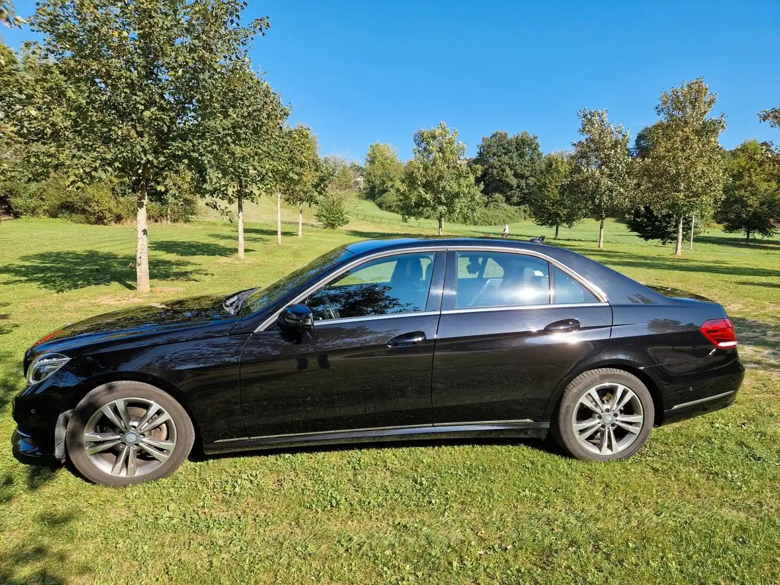 Mercedes-Benz E 200