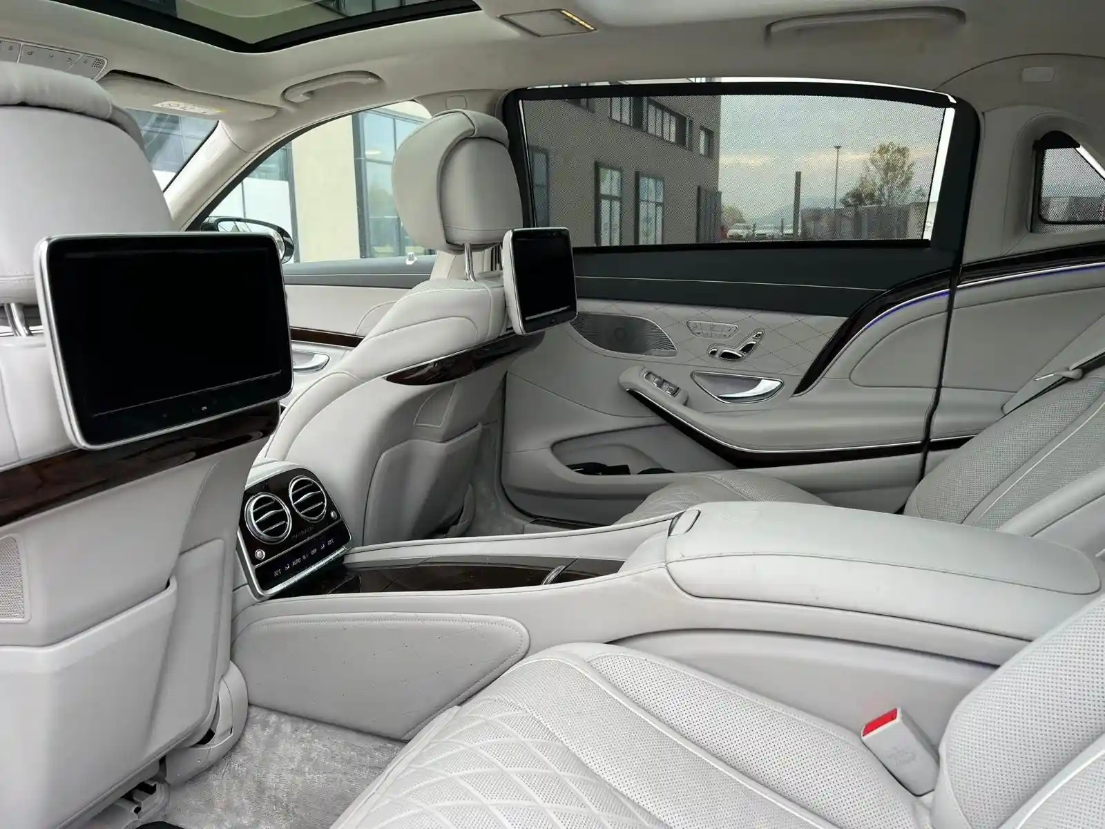 Mercedes-Benz S 500