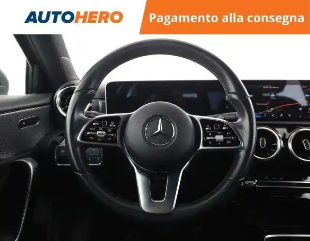 Mercedes-Benz A 220