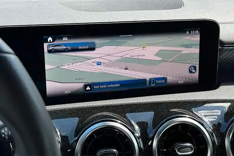 Mercedes-Benz CLA 180