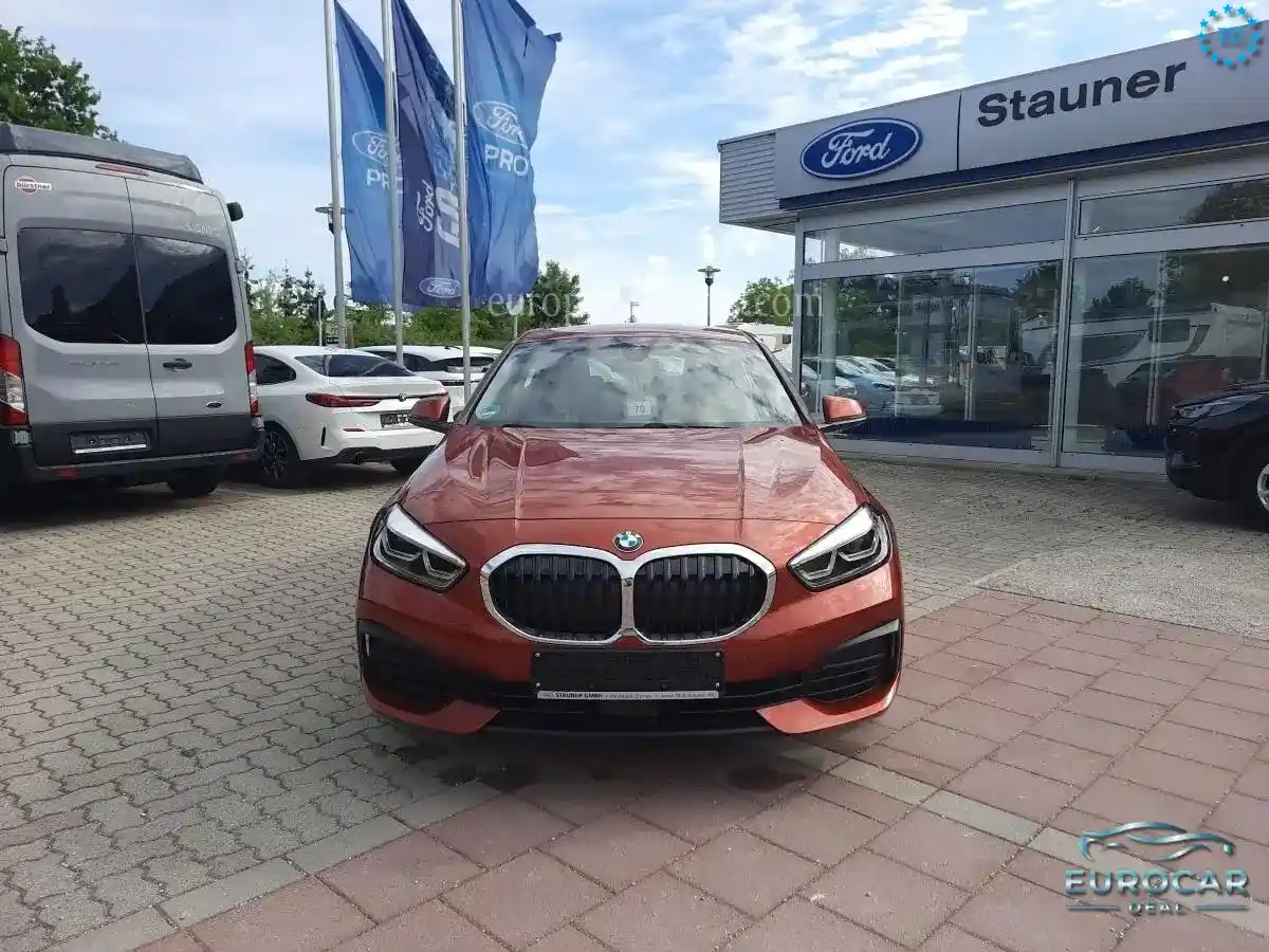 BMW 118