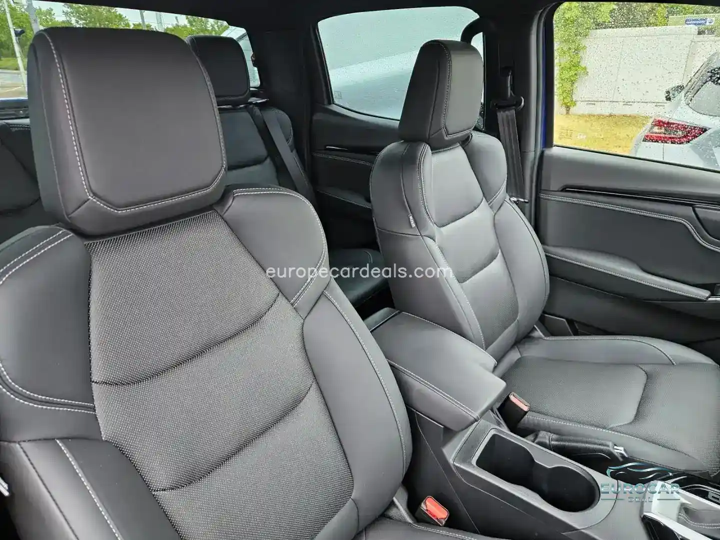 V-Cross Double Cab 1.9 4×4, LED,Apple Carp