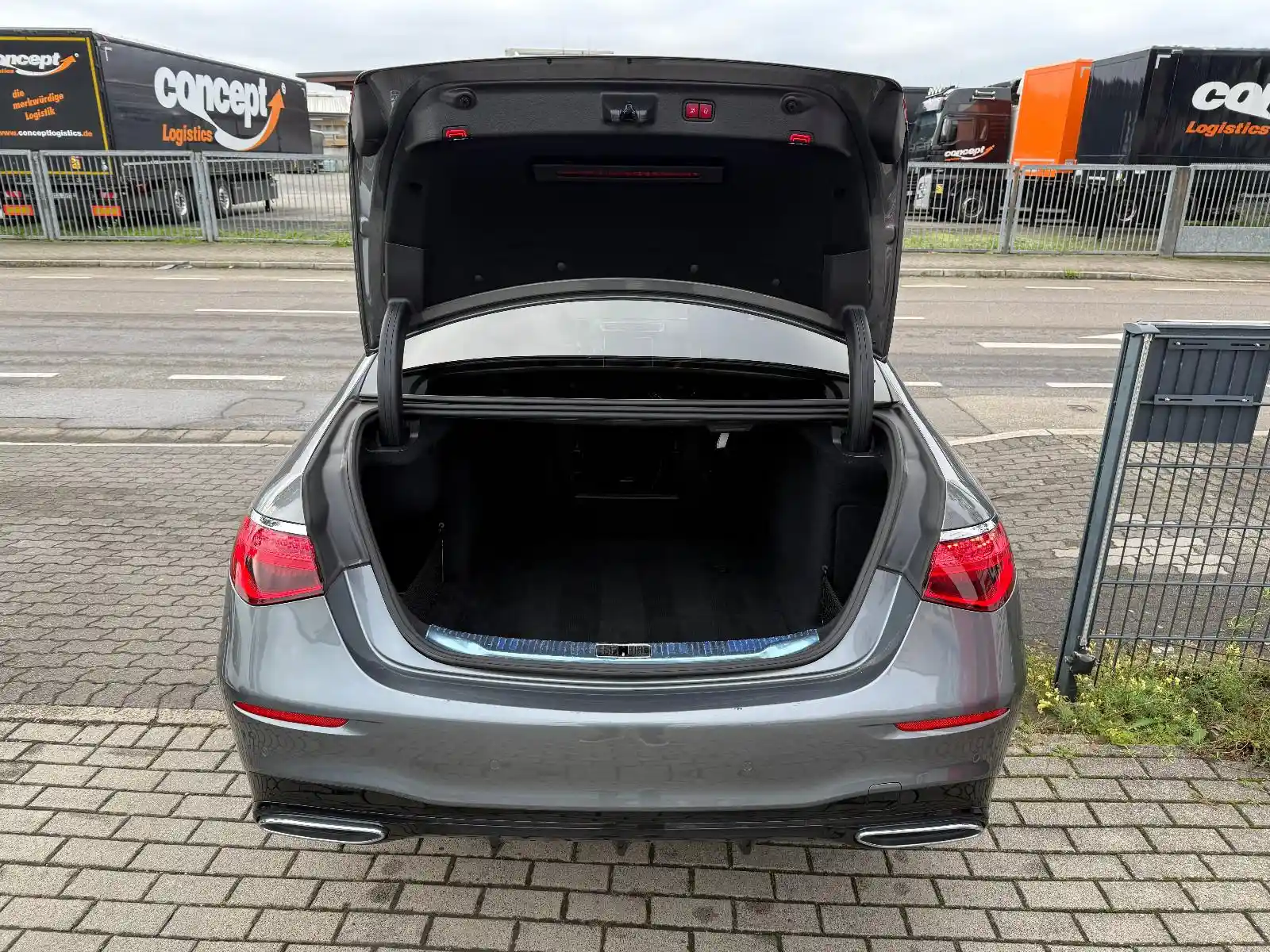 Mercedes-Benz S 400