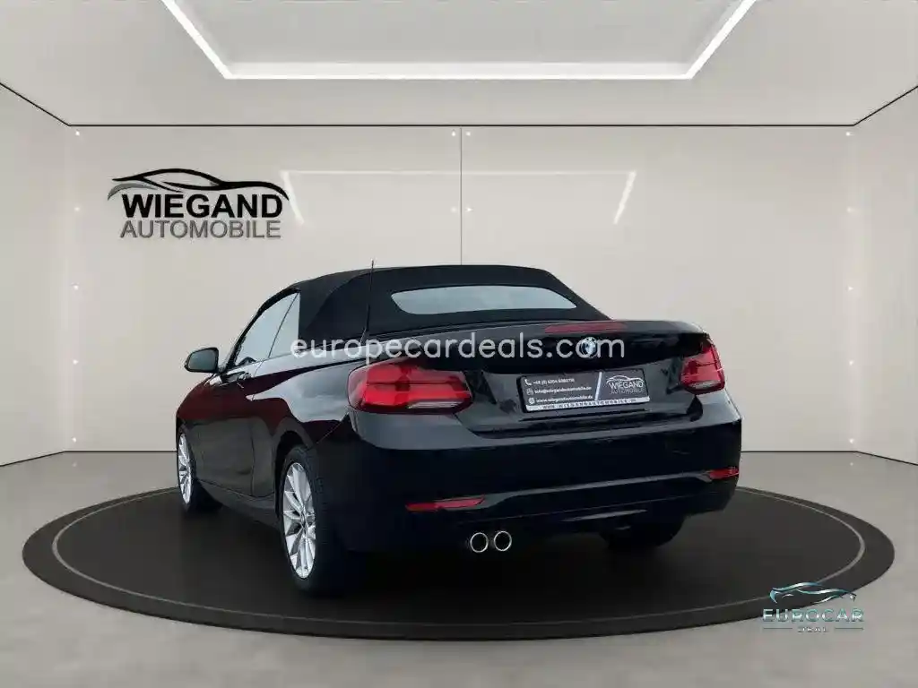 BMW 218