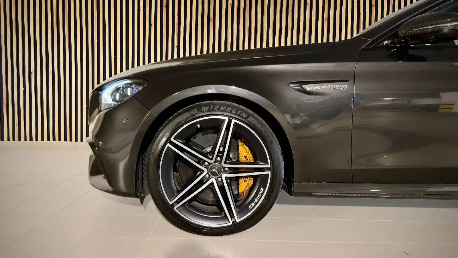 Mercedes-Benz E 63 AMG