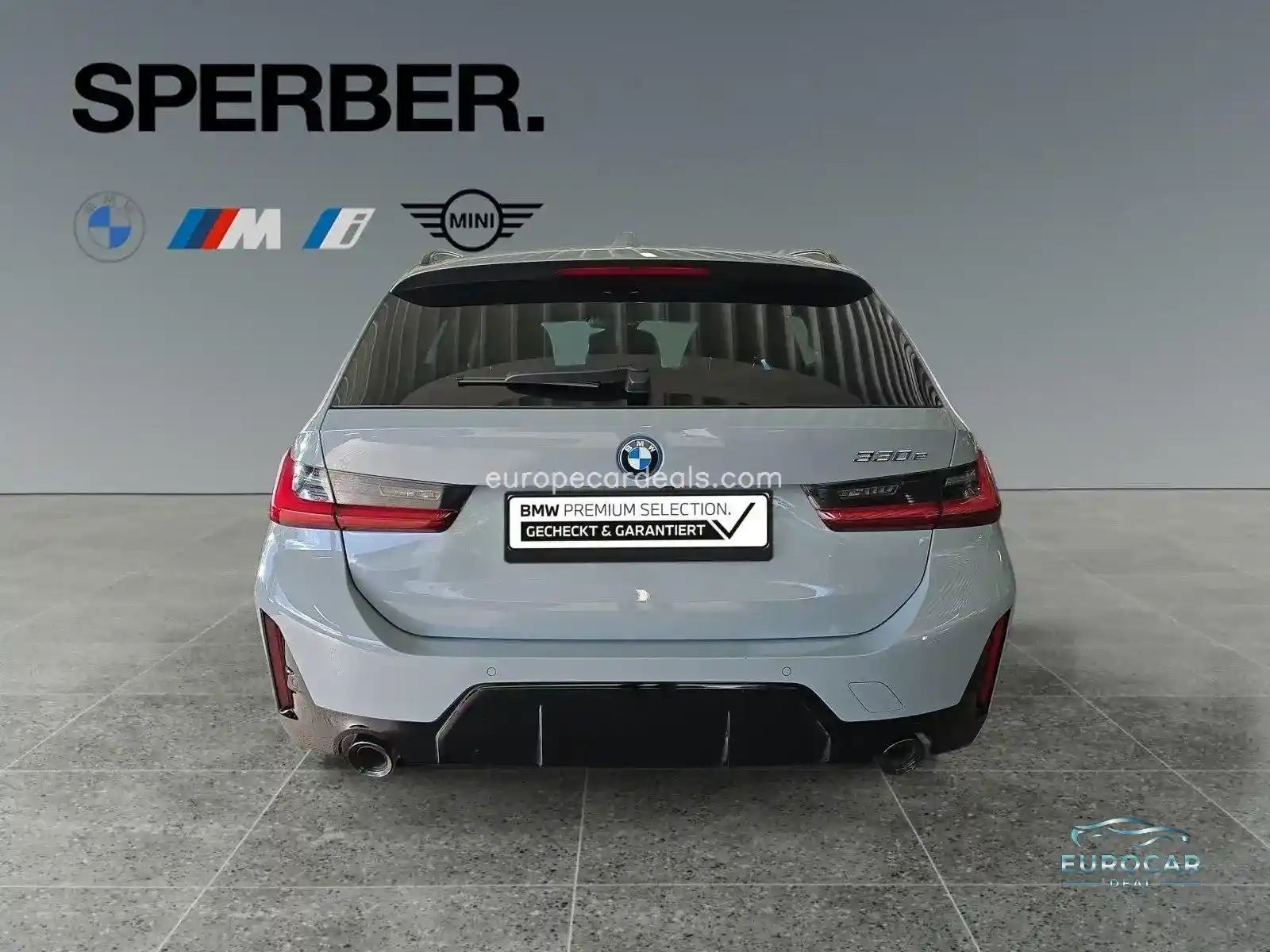 BMW 330