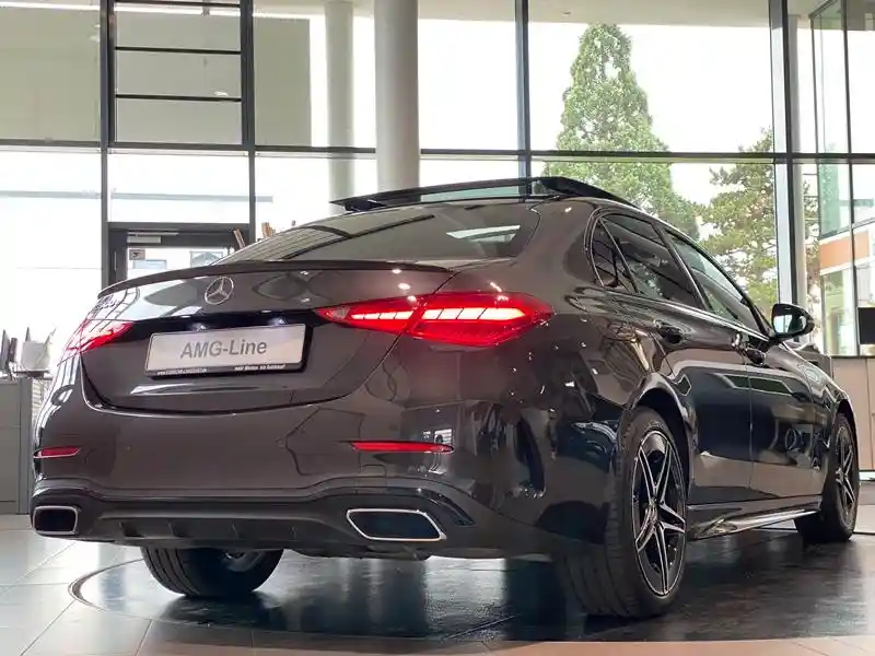 Mercedes-Benz C 300