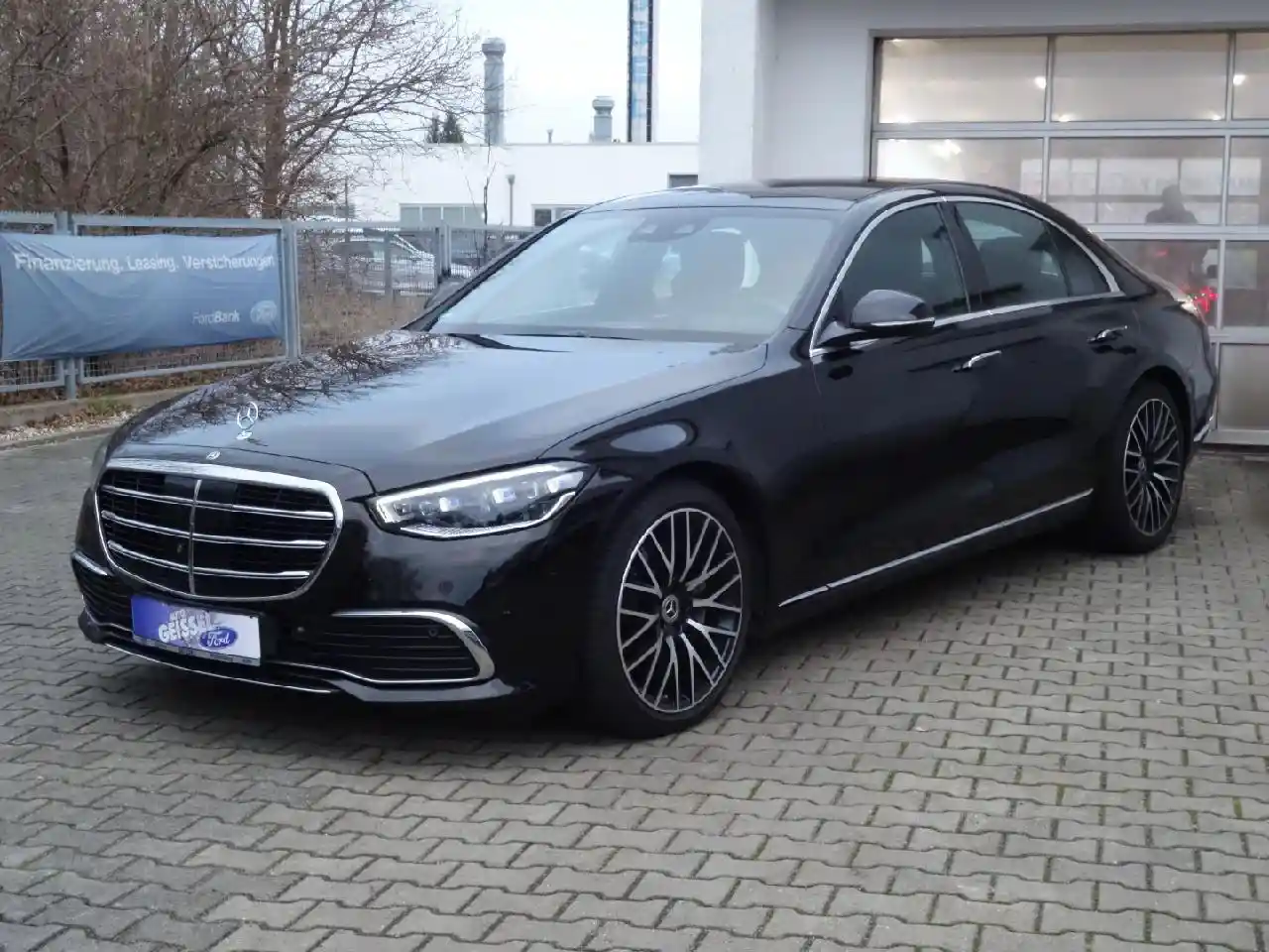 Mercedes-Benz S 400