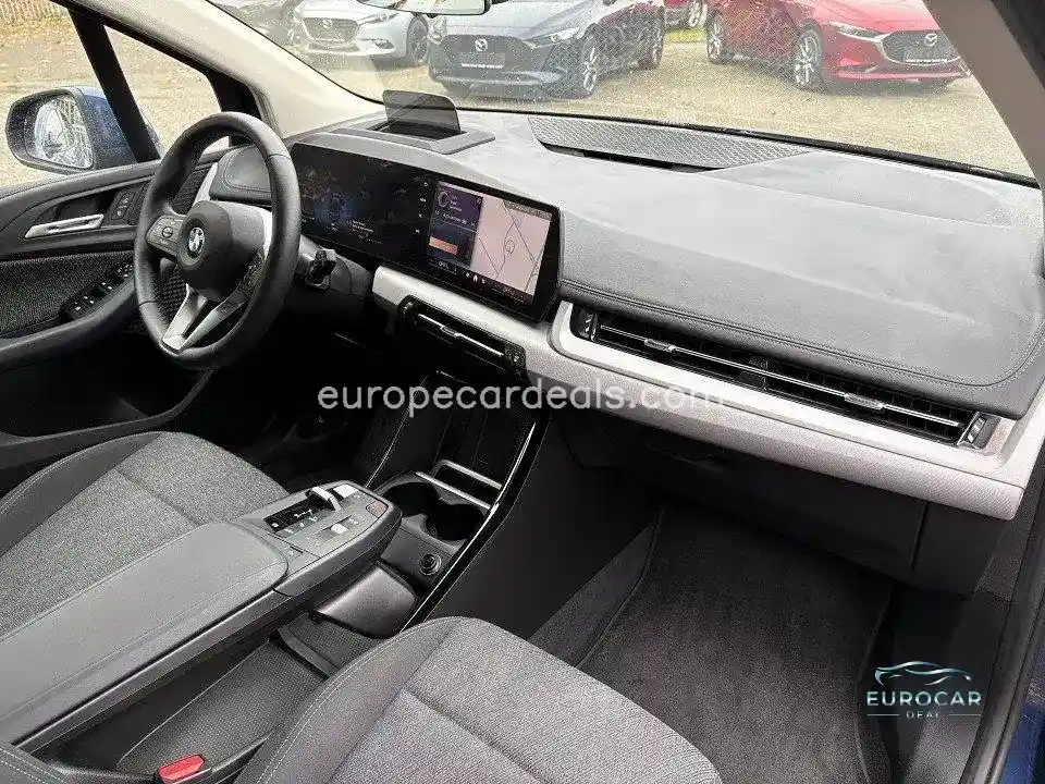 BMW 216