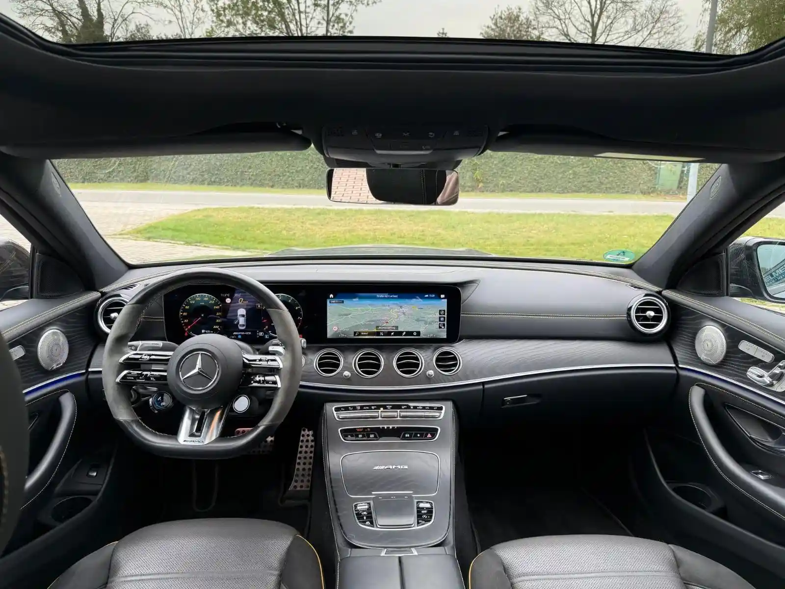 Mercedes-Benz E 63 AMG