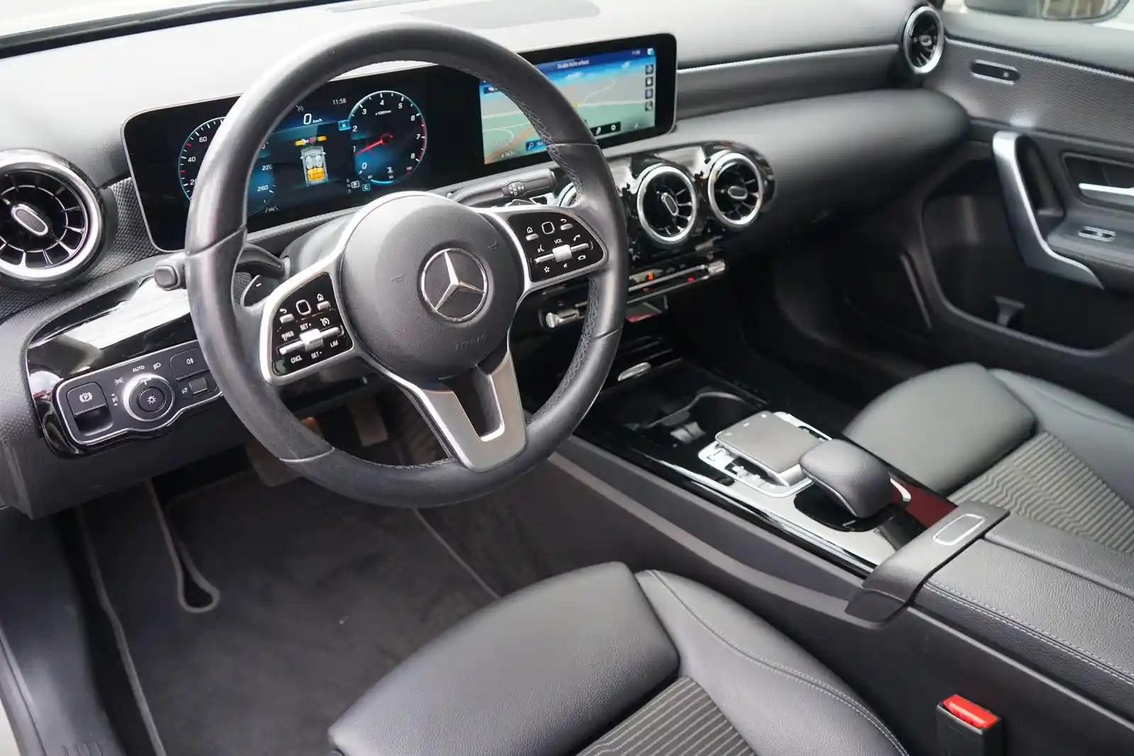 Mercedes-Benz A 200