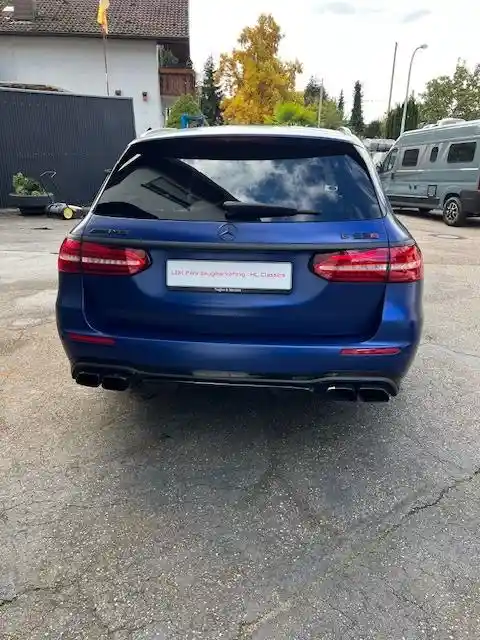 Mercedes-Benz E 63 AMG