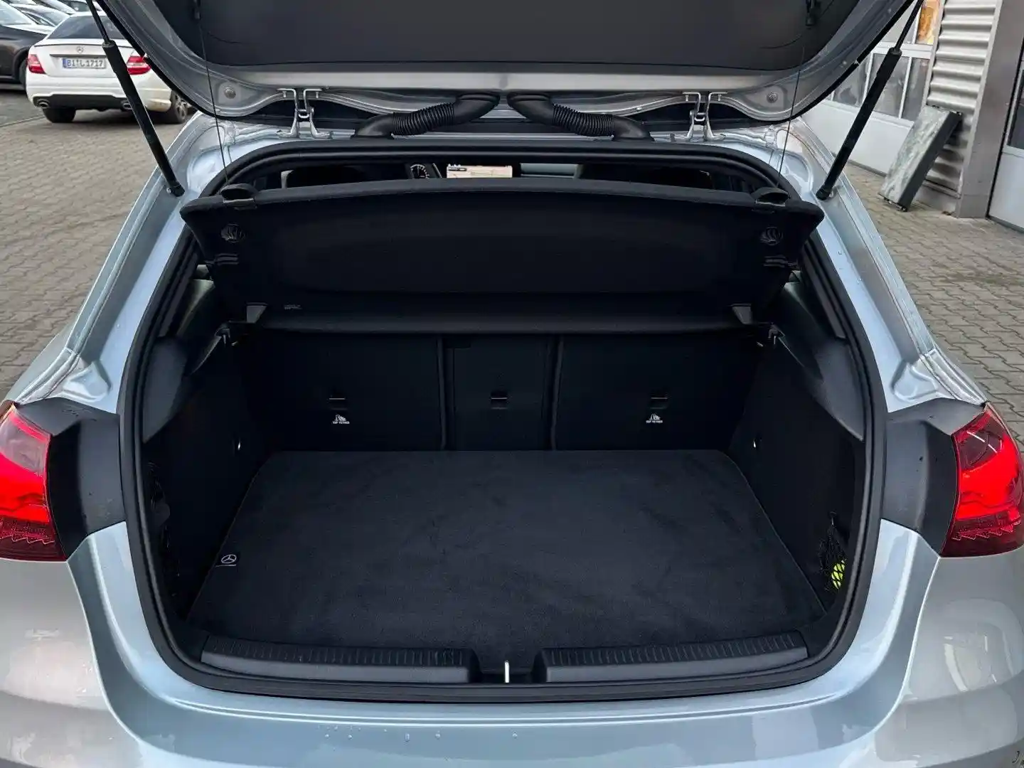 Mercedes-Benz A 250